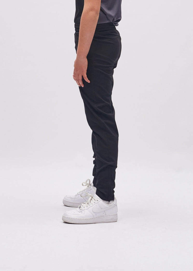 MIKE TRACKPANT BLACK
