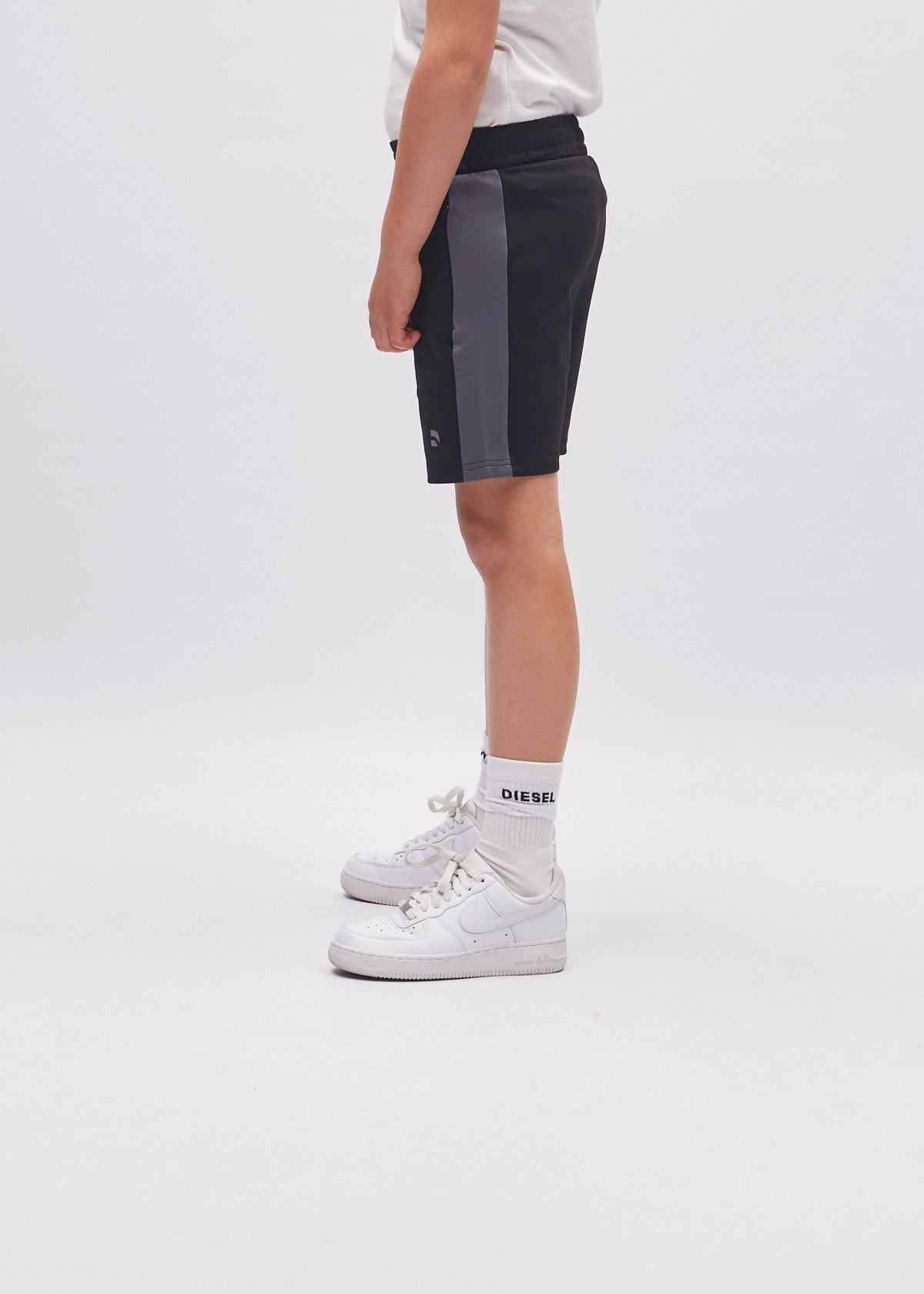 Milburn Short Black