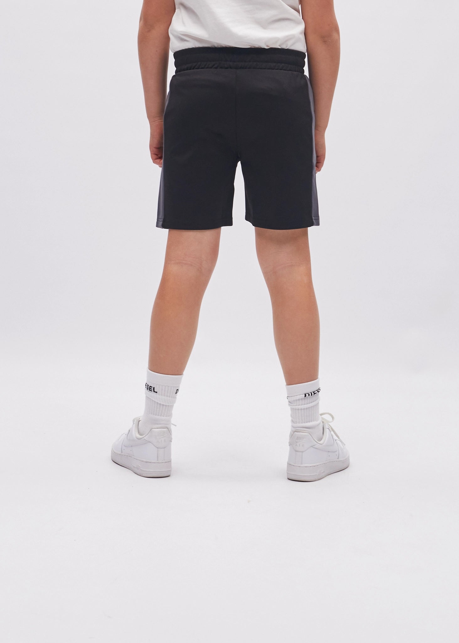 Milburn Short Black