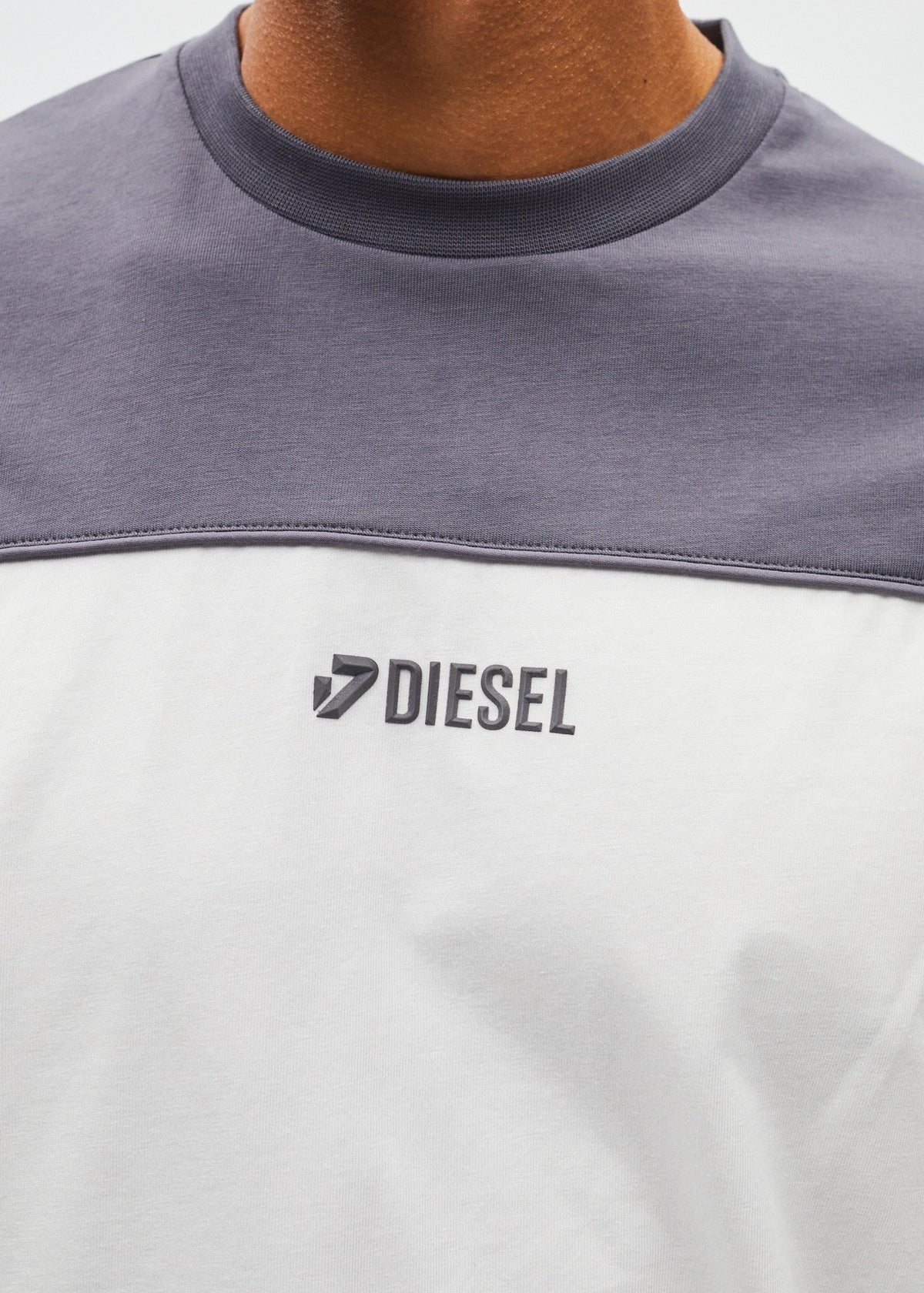 Nairo Tee Carbon Slate