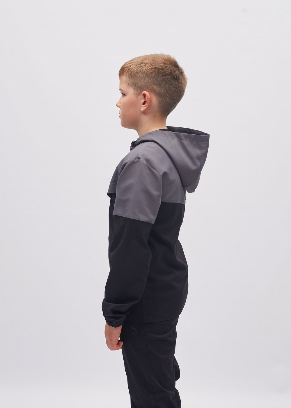 Nate Windbreaker Black