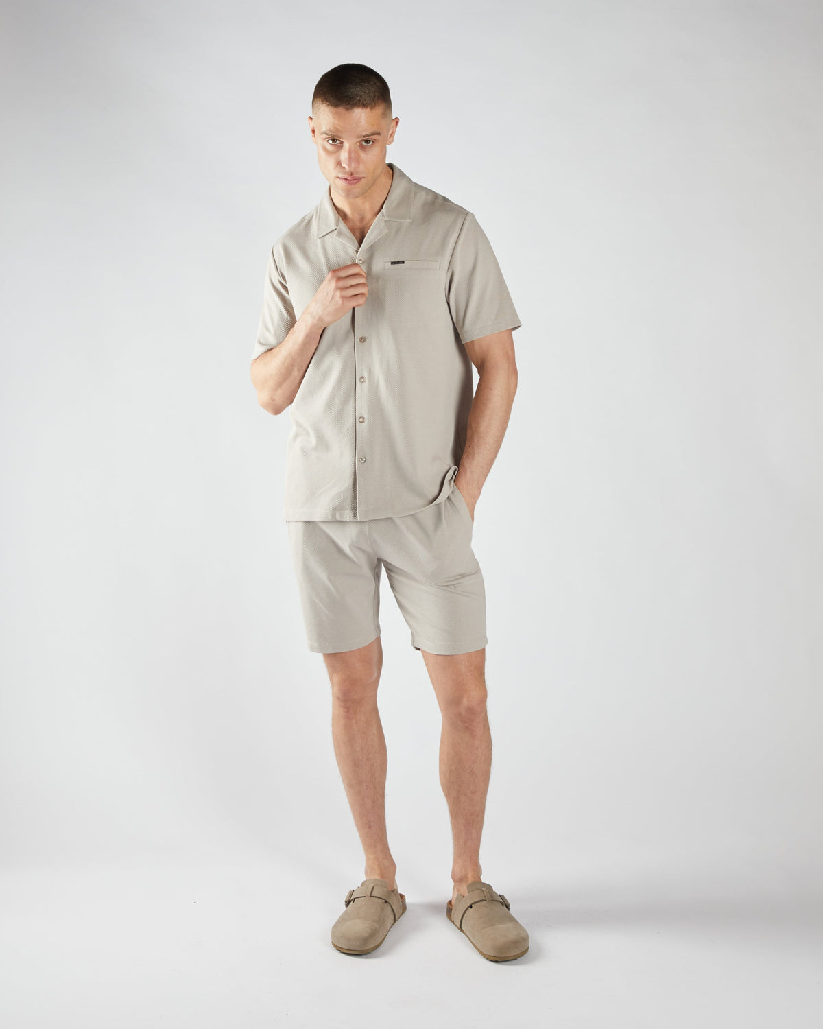 Russel Short Beachcomber