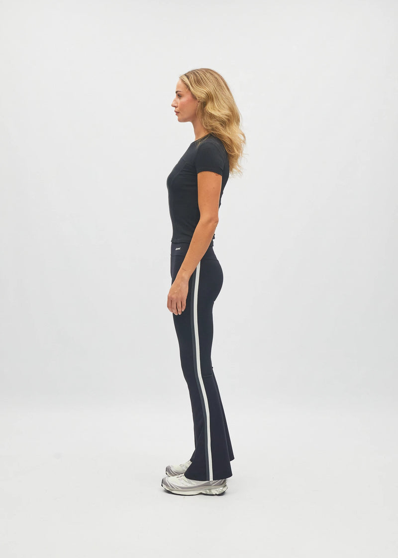 Roswynn Tee Studio Black