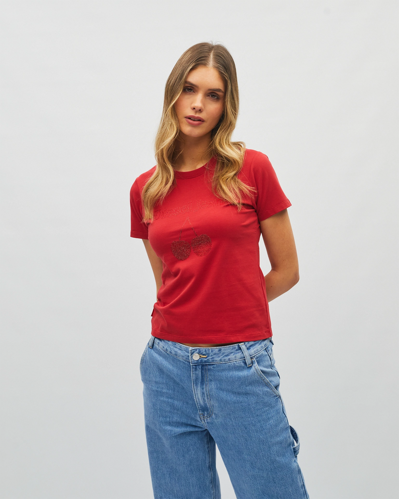 Selena Tee Cherry Juice