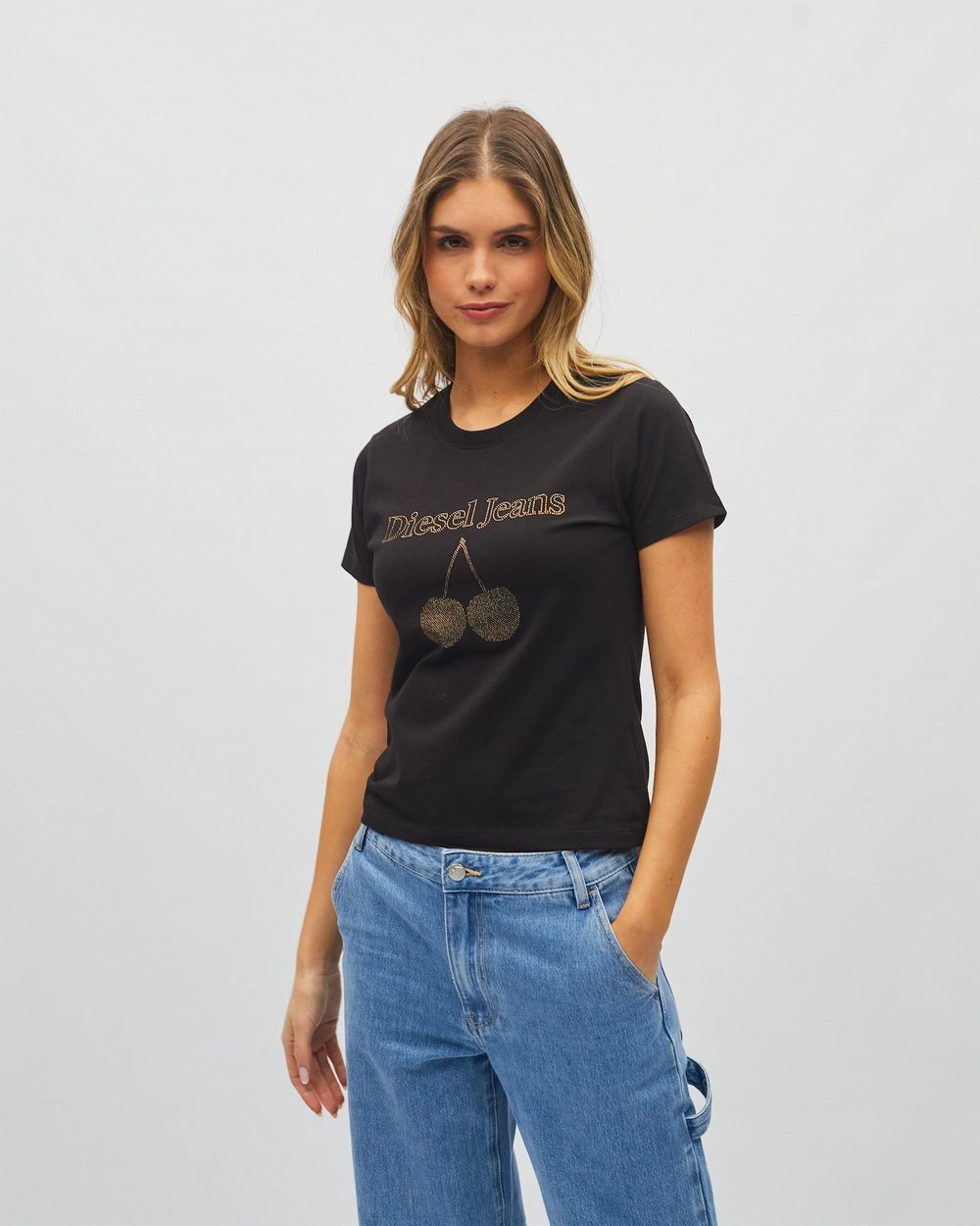 Selena Tee Black