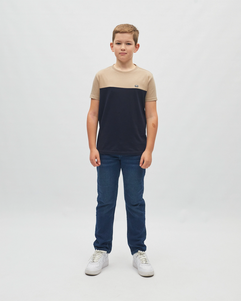 Sydney Tee Sand/Navy