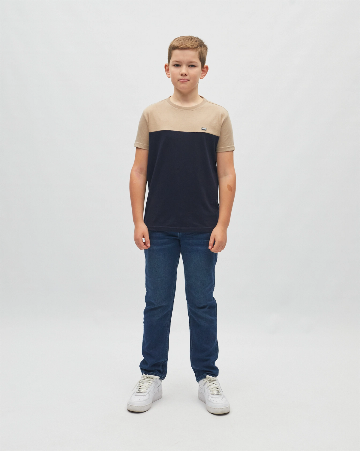 Sydney Tee Sand/Navy