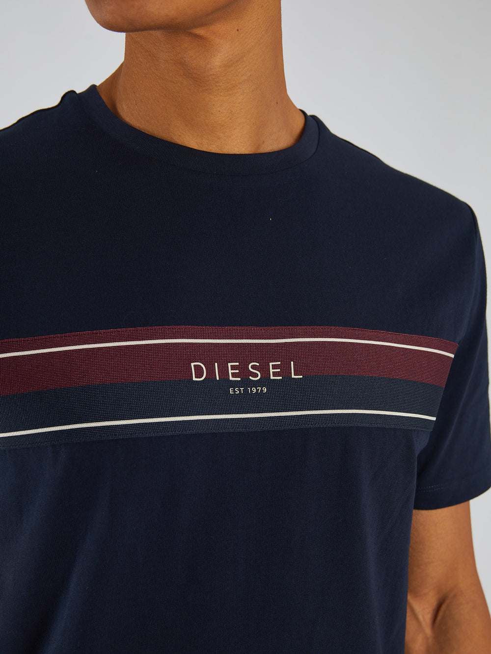 Tyler Tee North Navy
