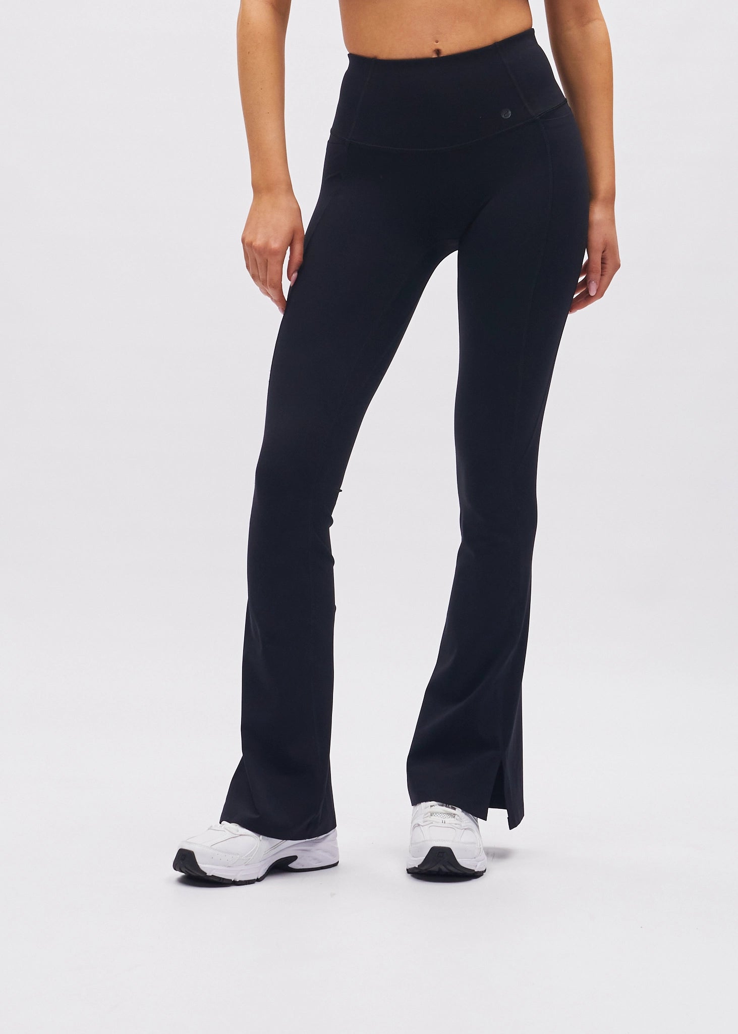 Perle Glow Pant Studio Black