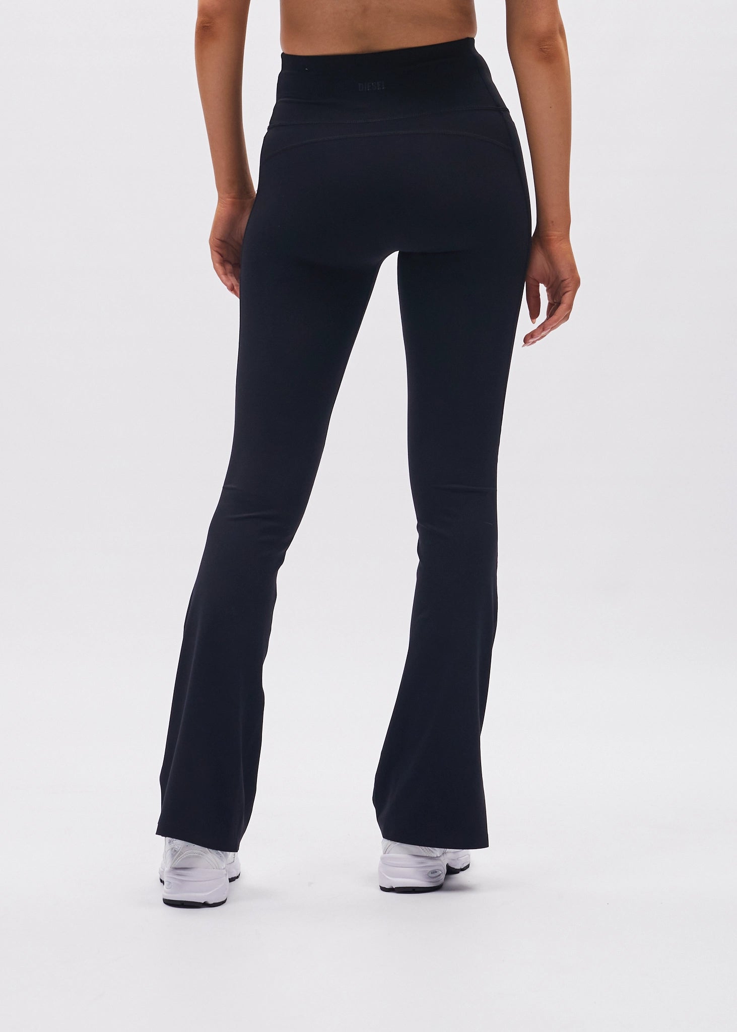 Perle Glow Pant Studio Black