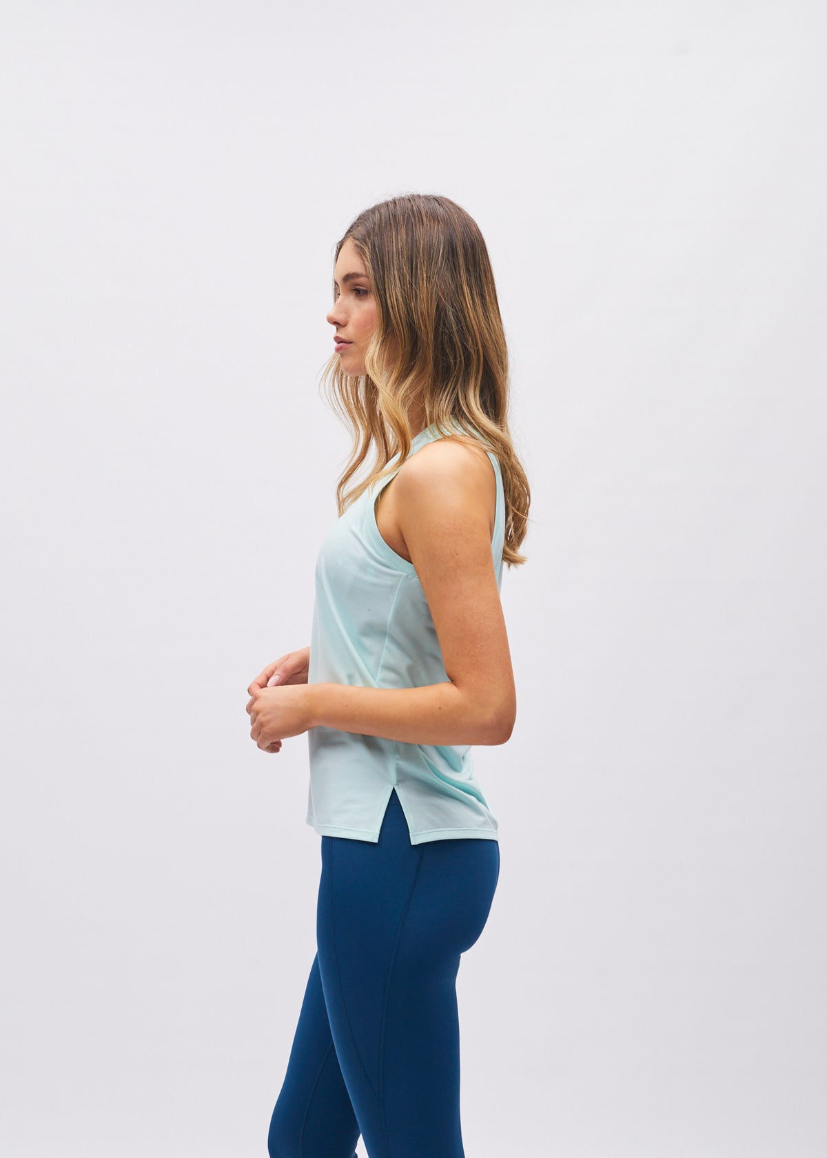 Piri Vest Aqua Bleach