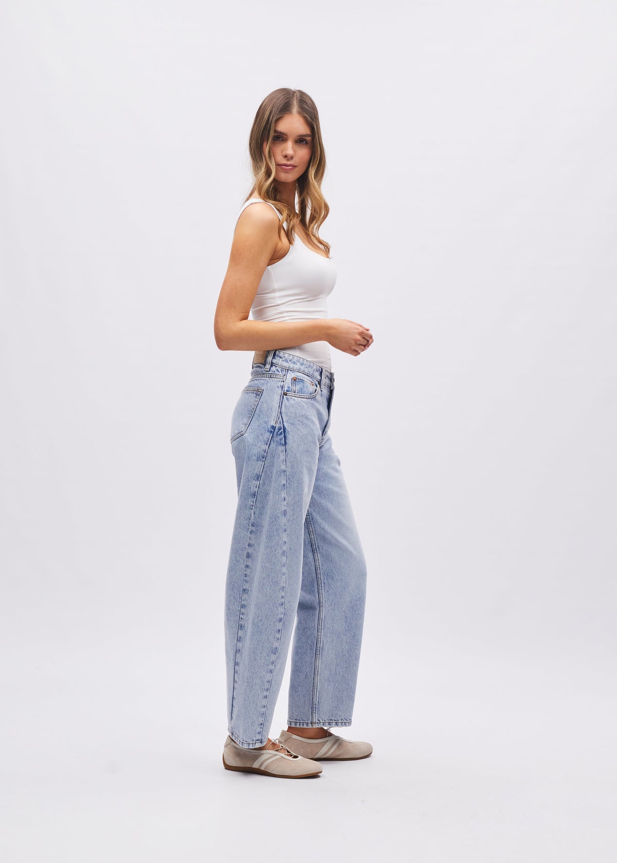 Yvette Barrel Fit Washed Blue