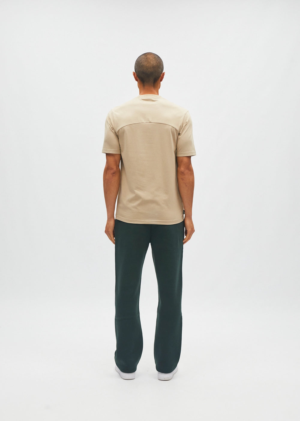Walt Tee Camel Court
