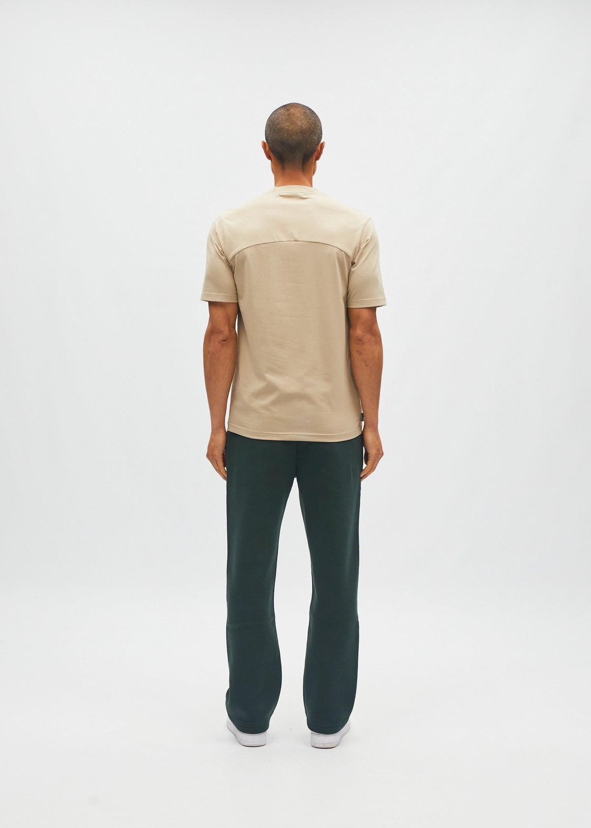 Walt Tee Camel Court