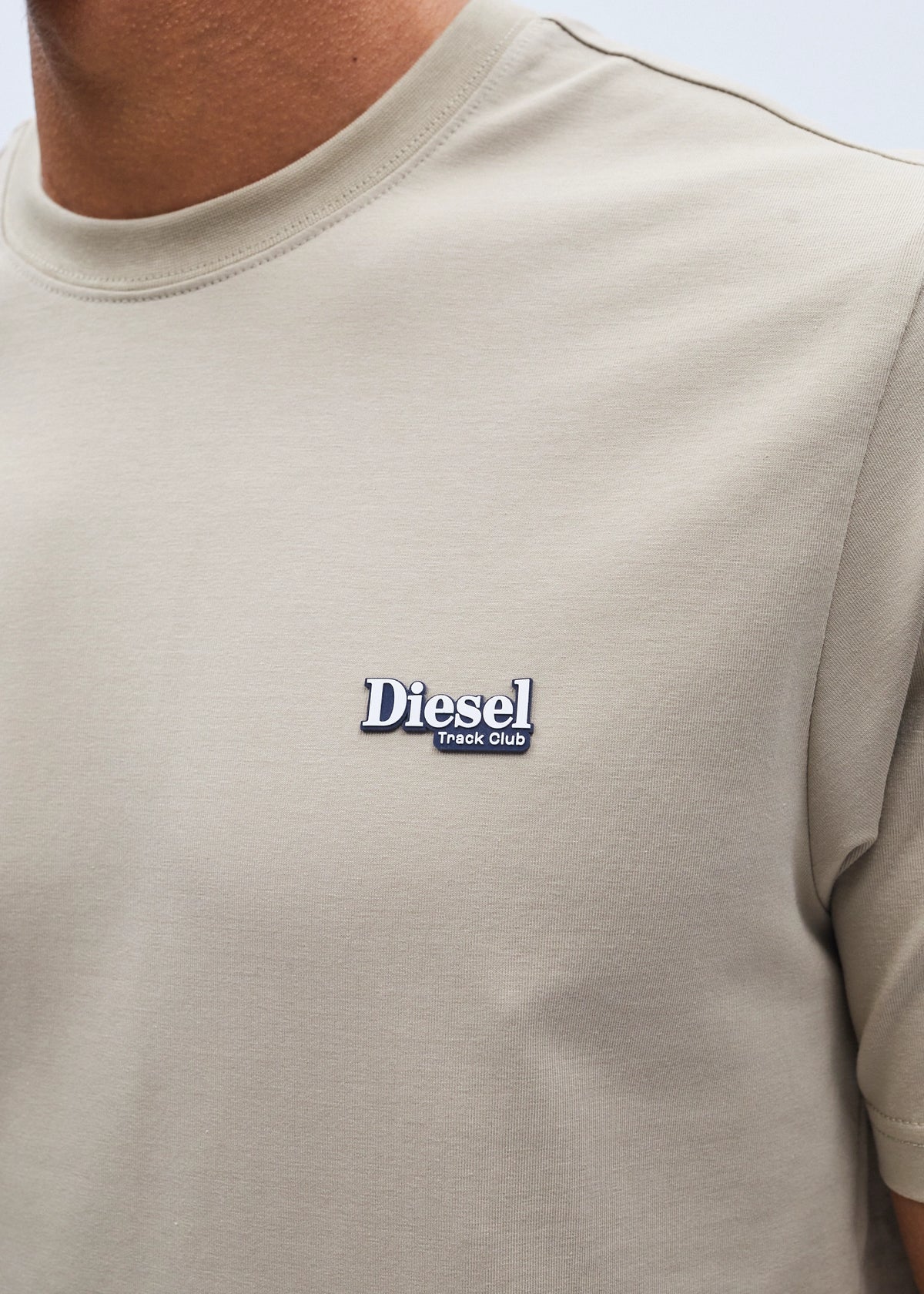 Walt Tee Camel Court