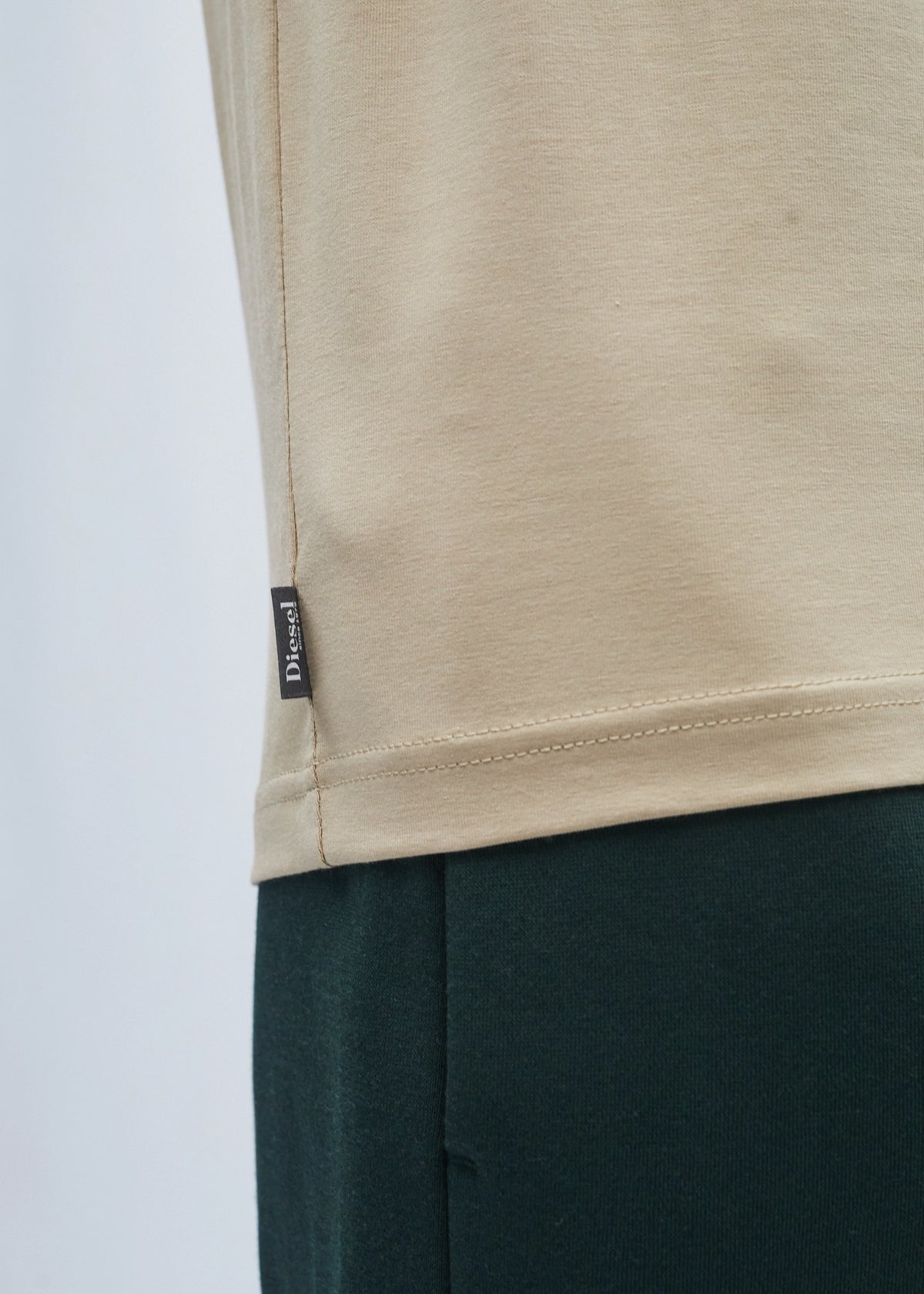 Walt Tee Camel Court