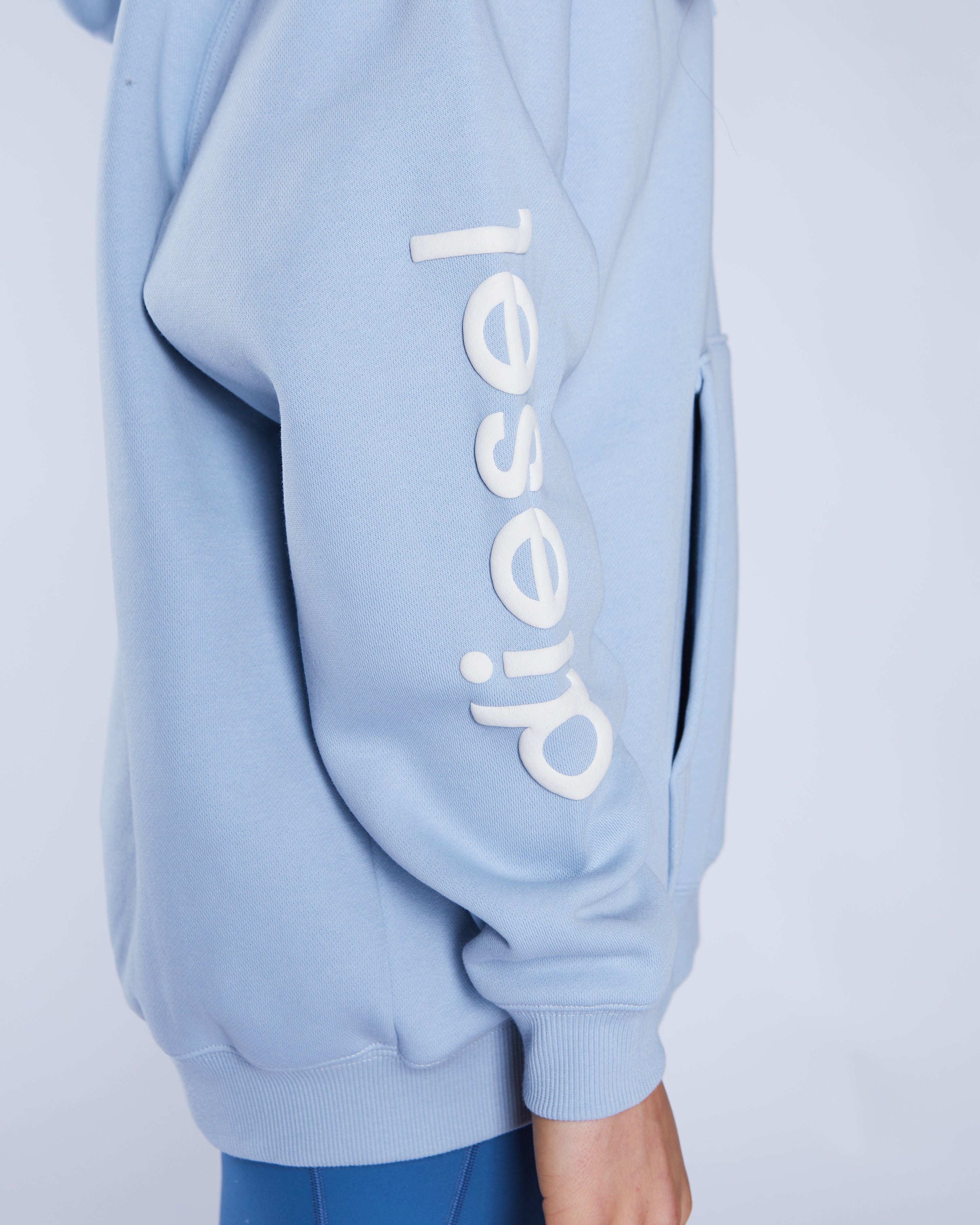 Whistler Hood Ocean Breeze