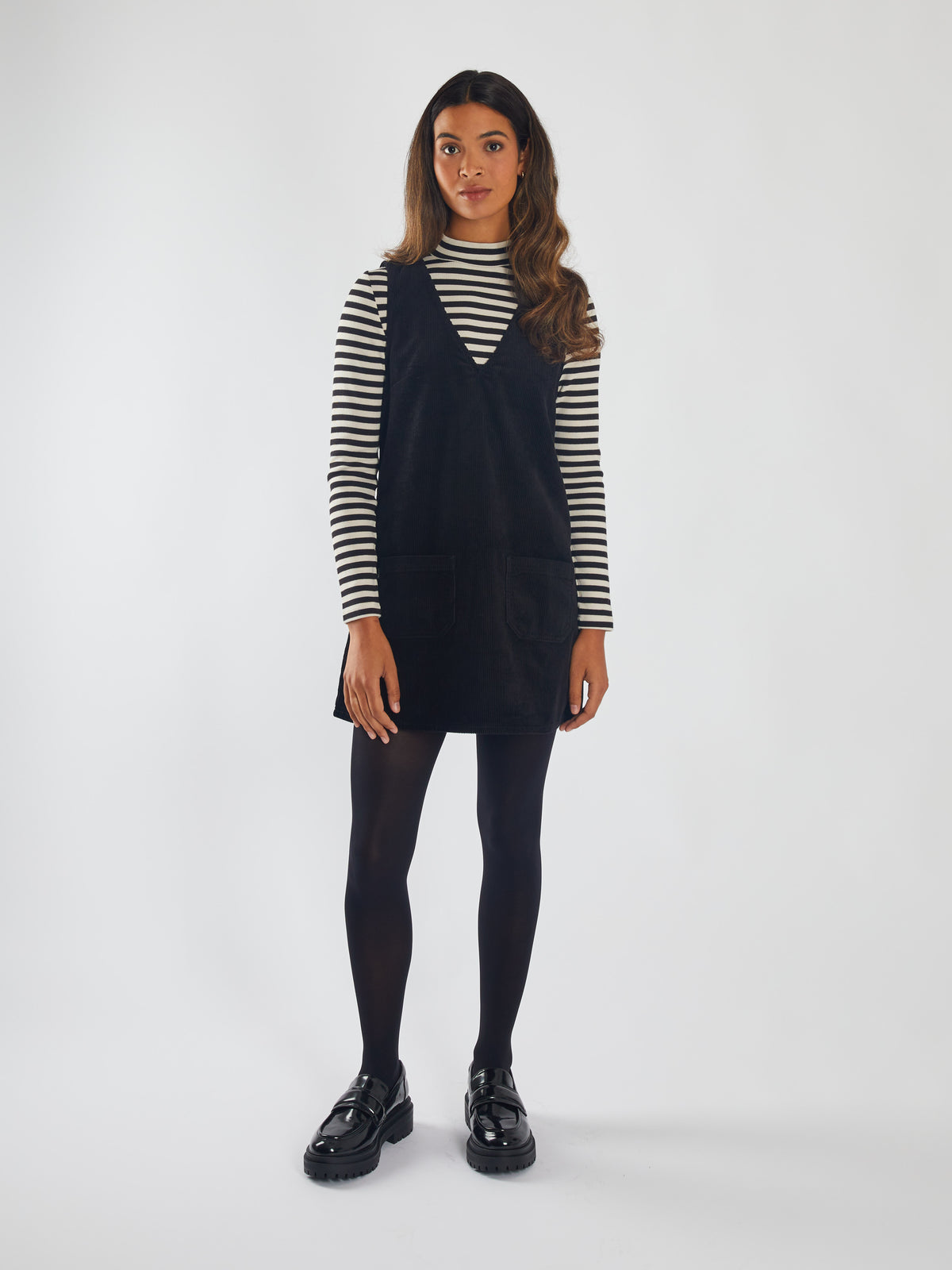 Marlowe Pinny Black