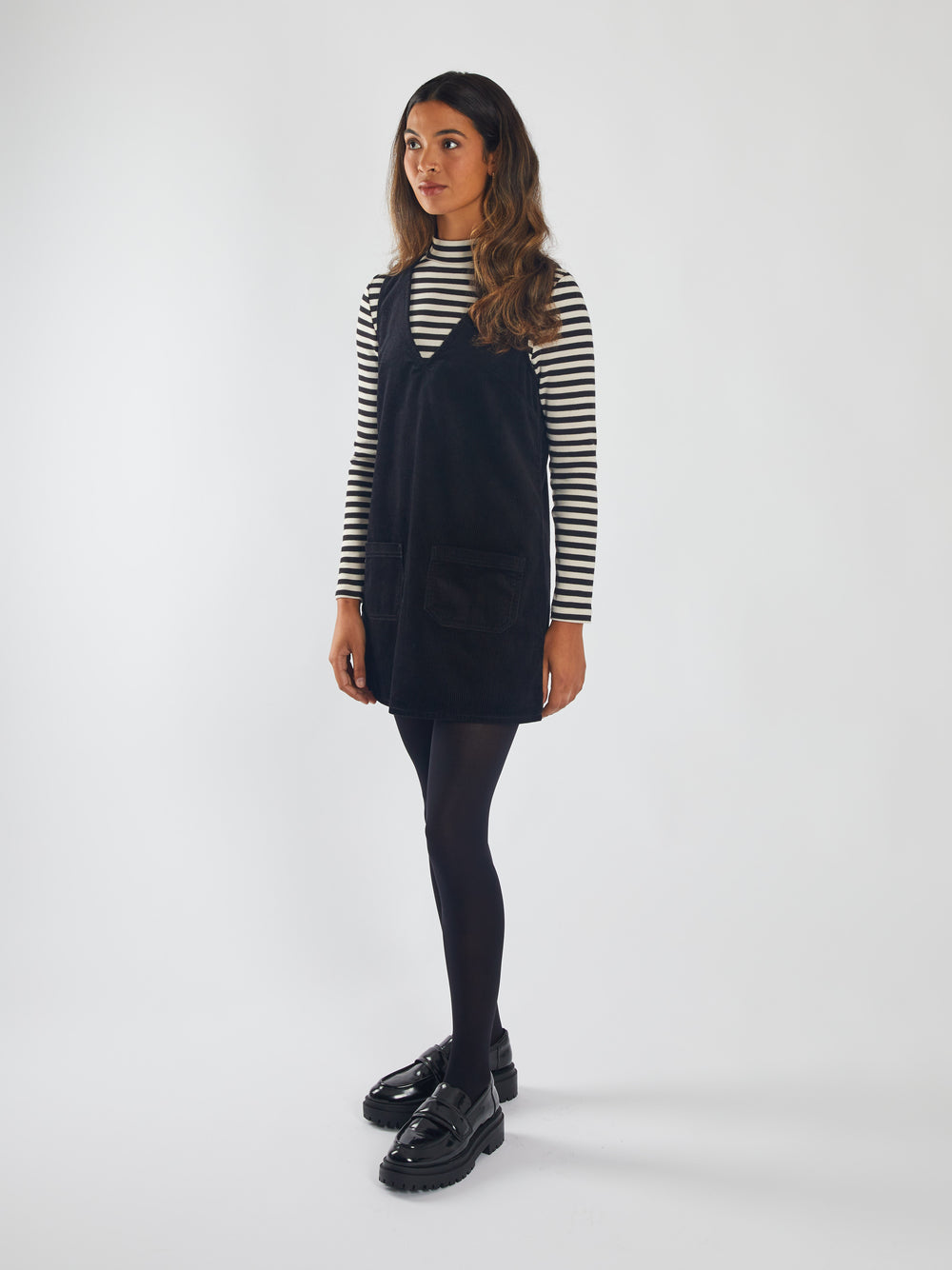 Marlowe Pinny Black