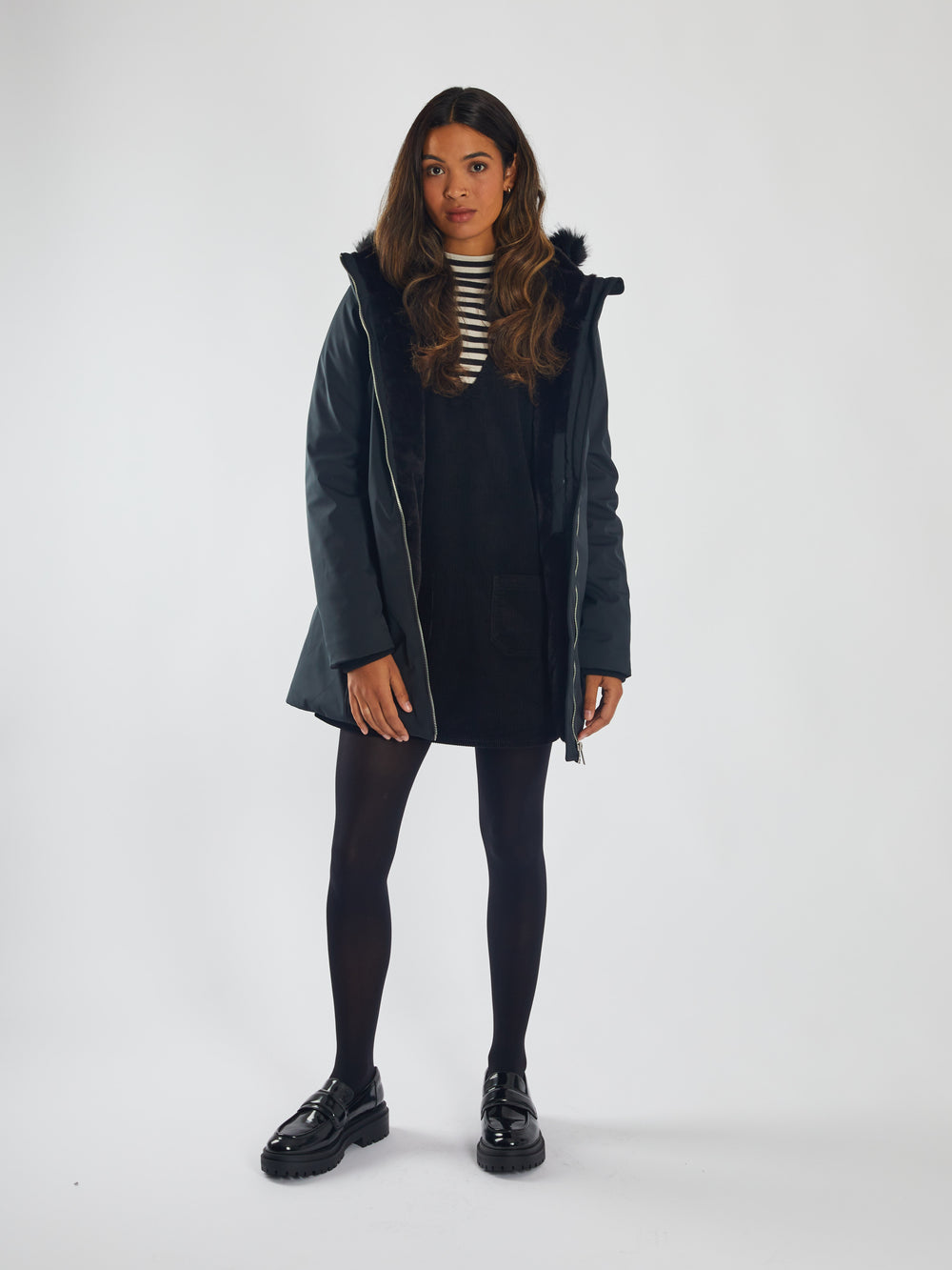 Marlowe Pinny Black