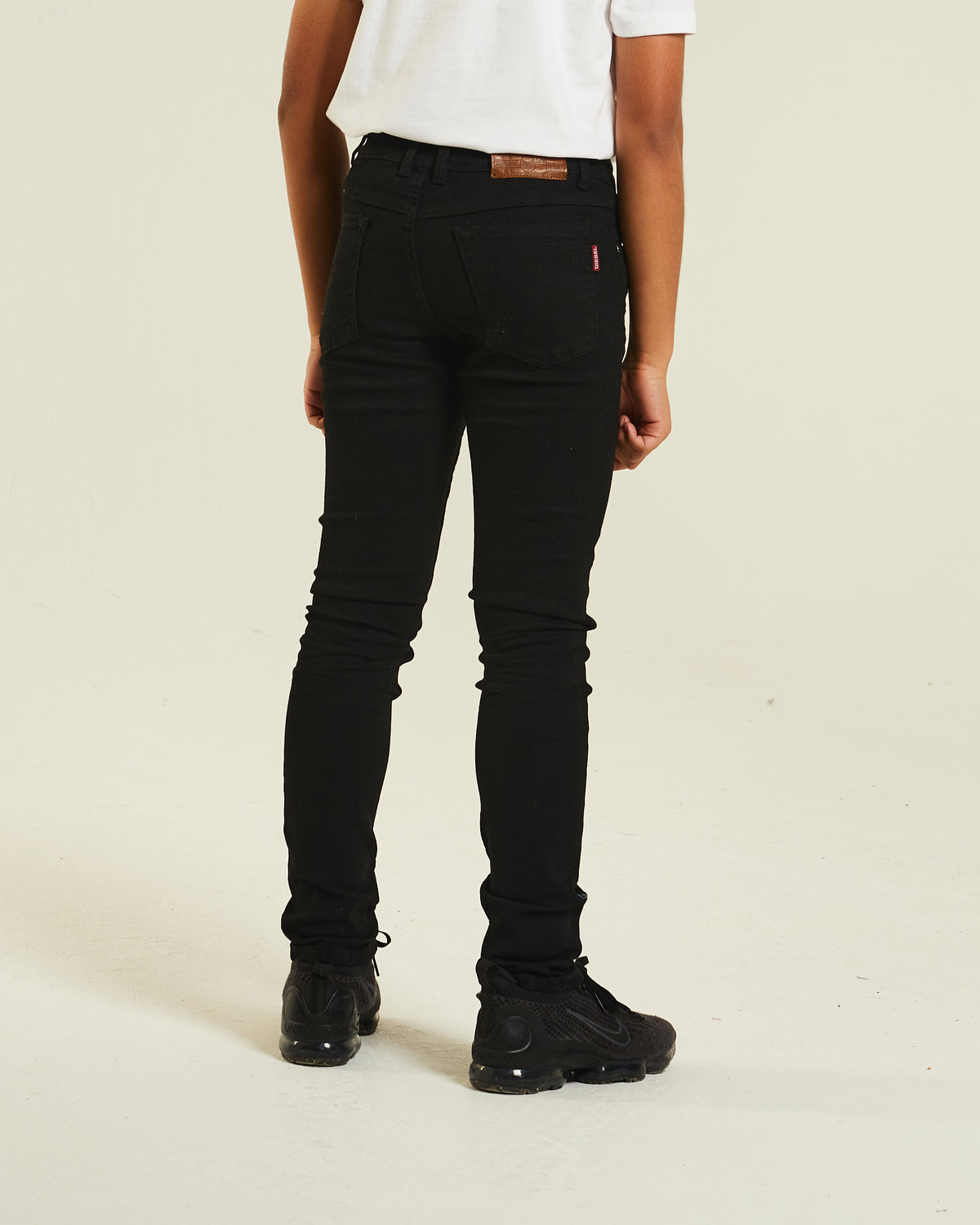 Ezra Skinny Jean Black