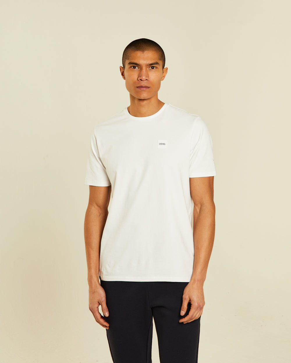 Vic Tee Dove White