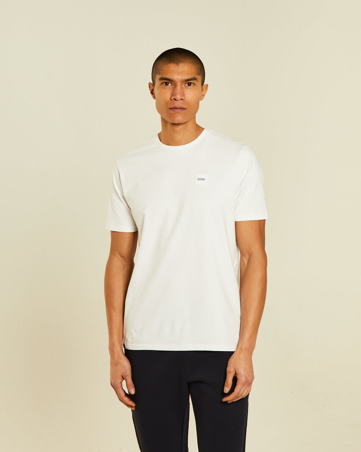 Vic Tee Dove White