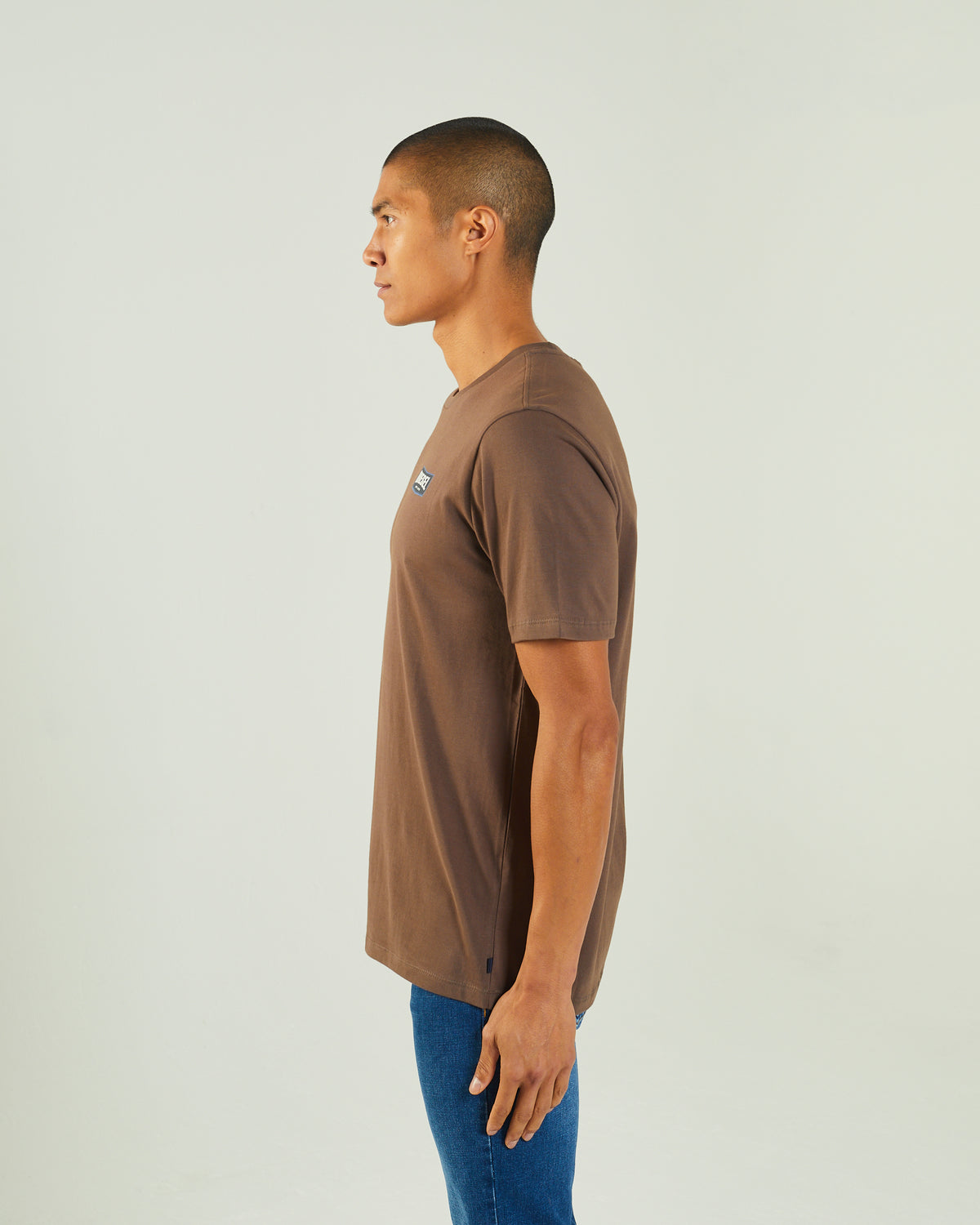 Matteo Tee Walnut Wood