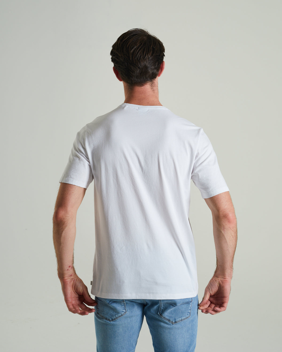 Peter Tee Dove White